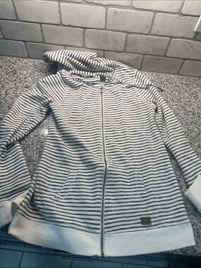 Roxy White and Gray Striped Knit Pullover with Logo Patch